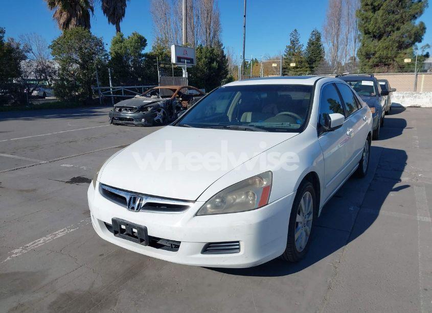 Photo 6 of 2006 Honda Accord 3.0 EX (VIN 1HGCM66526A005910)