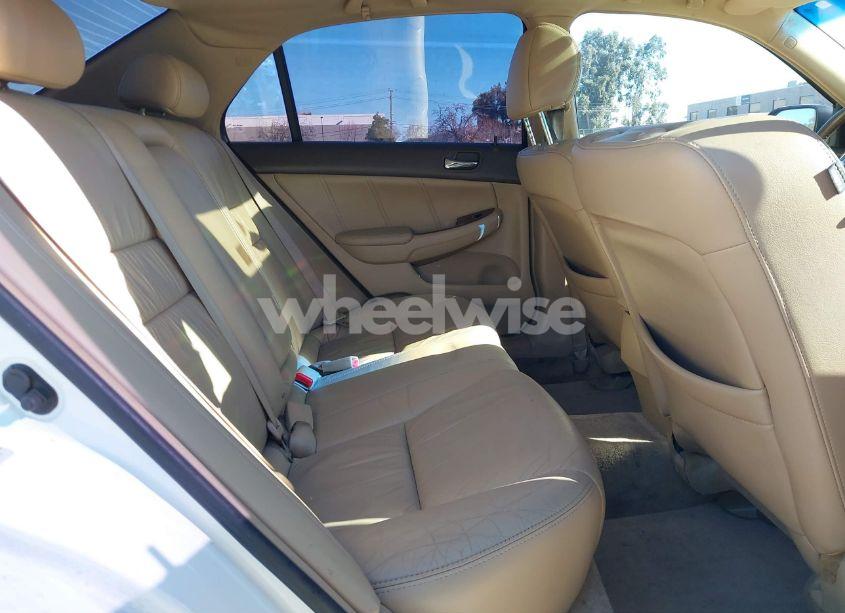 Photo 8 of 2006 Honda Accord 3.0 EX (VIN 1HGCM66526A005910)