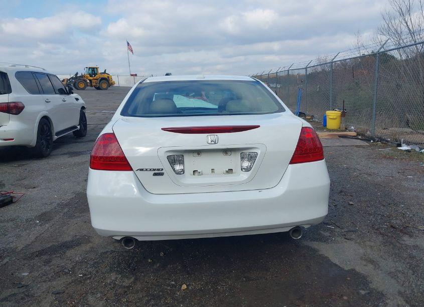 Photo 17 of 2006 Honda Accord 3.0 EX (VIN 1HGCM66526A041645)