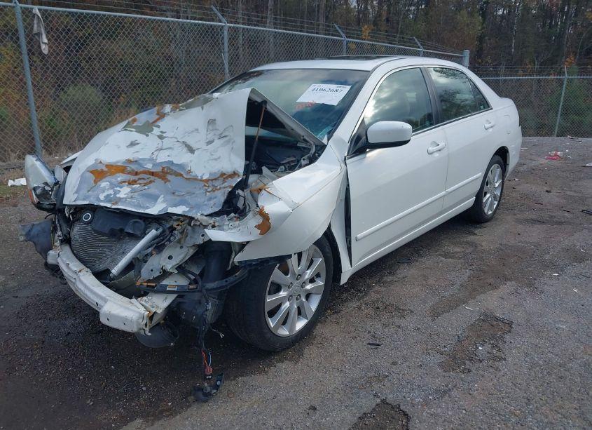 Photo 2 of 2006 Honda Accord 3.0 EX (VIN 1HGCM66526A041645)