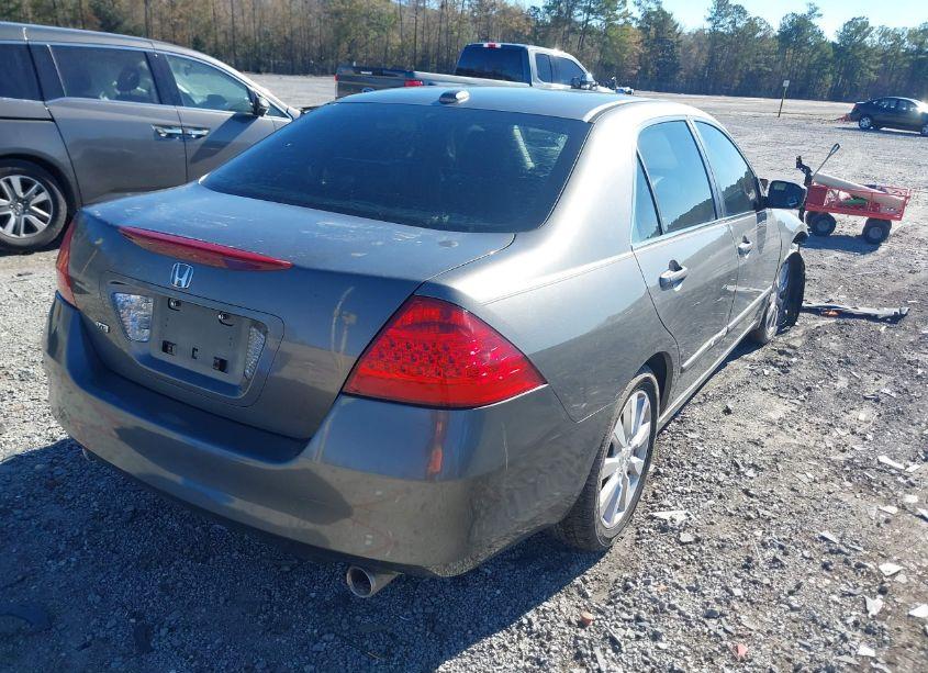 Photo 4 of 2006 Honda Accord 3.0 EX (VIN 1HGCM66526A071485)