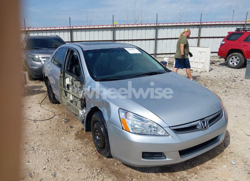2007 Honda Accord 3.0 EX (VIN 1HGCM66527A028279) main photo