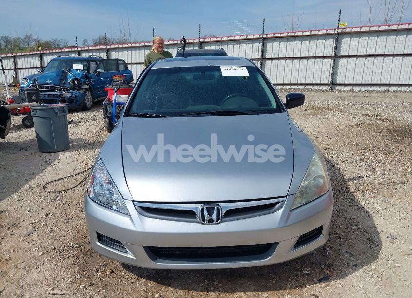 Photo 13 of 2007 Honda Accord 3.0 EX (VIN 1HGCM66527A028279)