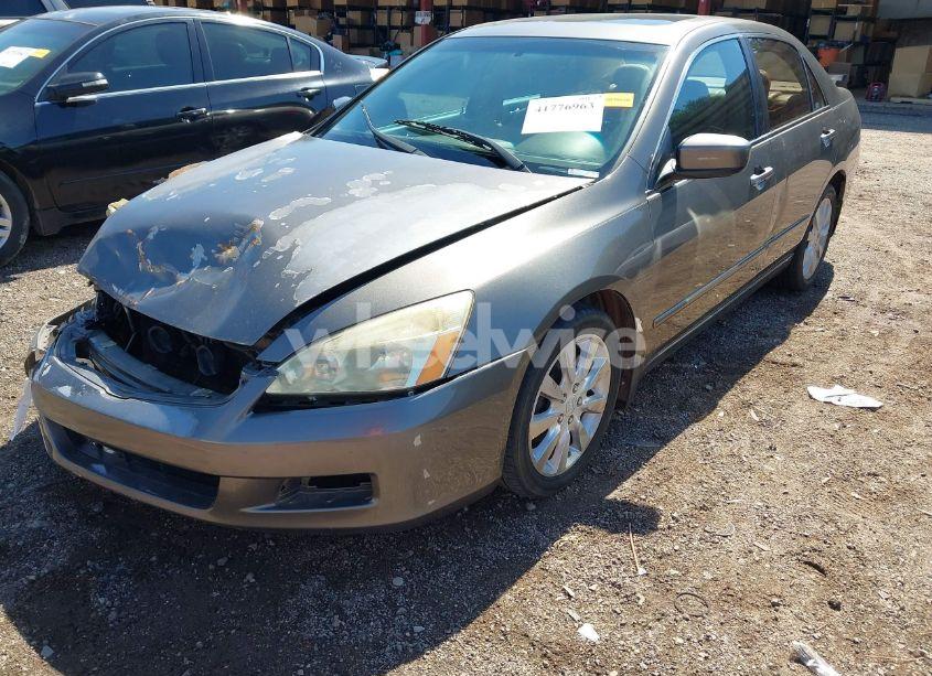 Photo 2 of 2007 Honda Accord 3.0 EX (VIN 1HGCM66527A029609)