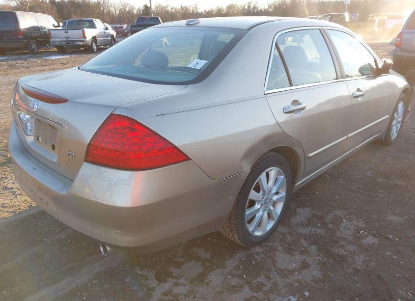 Photo 4 of 2007 Honda Accord 3.0 EX (VIN 1HGCM66527A037869)