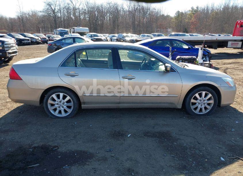 Photo 13 of 2007 Honda Accord 3.0 EX (VIN 1HGCM66527A089311)
