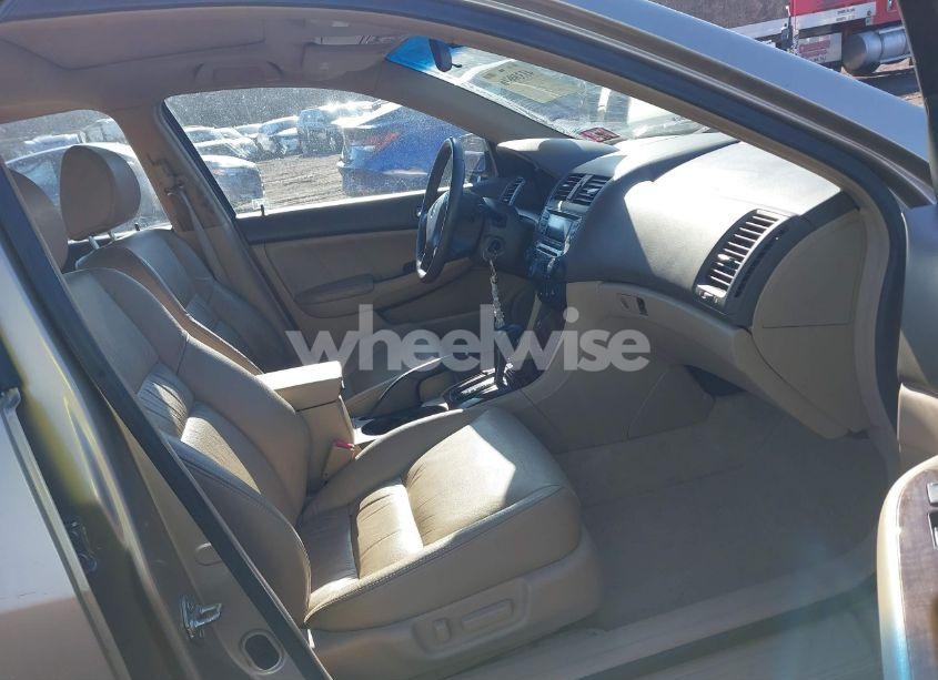 Photo 5 of 2007 Honda Accord 3.0 EX (VIN 1HGCM66527A089311)