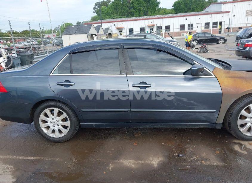 Photo 13 of 2007 Honda Accord 3.0 EX (VIN 1HGCM66527A093519)