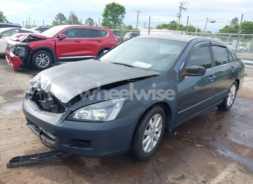 Photo 2 of 2007 Honda Accord 3.0 EX (VIN 1HGCM66527A093519)