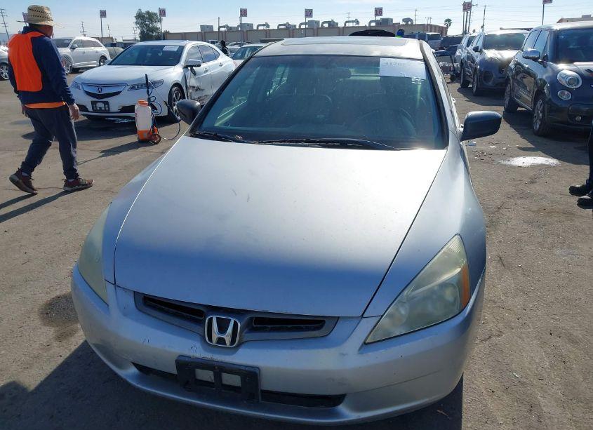Photo 6 of 2003 Honda Accord 3.0 EX (VIN 1HGCM66533A003420)