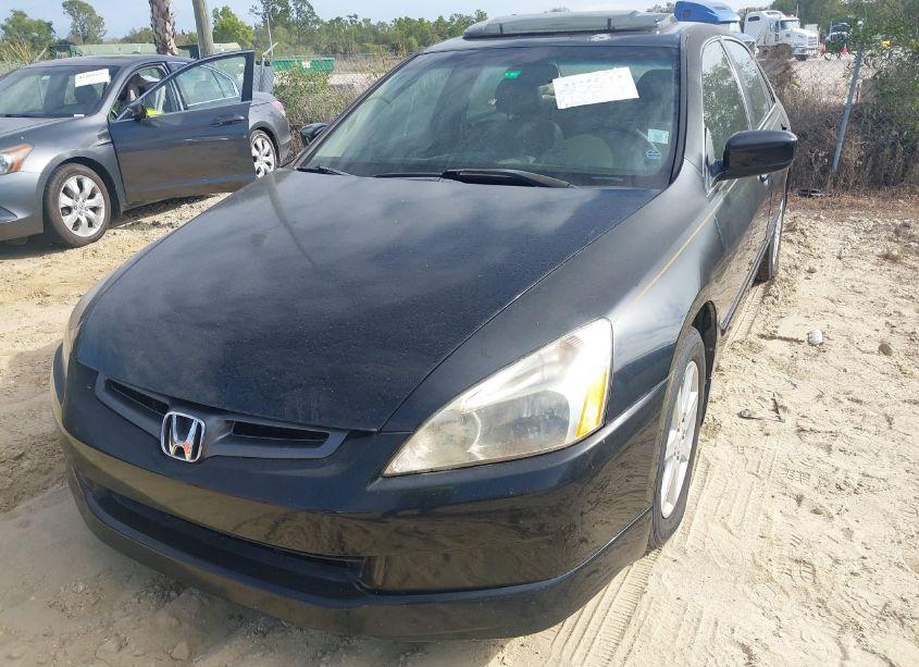 Photo 2 of 2003 Honda Accord 3.0 EX (VIN 1HGCM66533A022145)