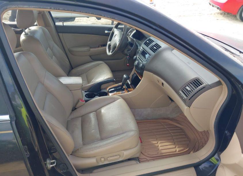 Photo 5 of 2003 Honda Accord 3.0 EX (VIN 1HGCM66533A022145)