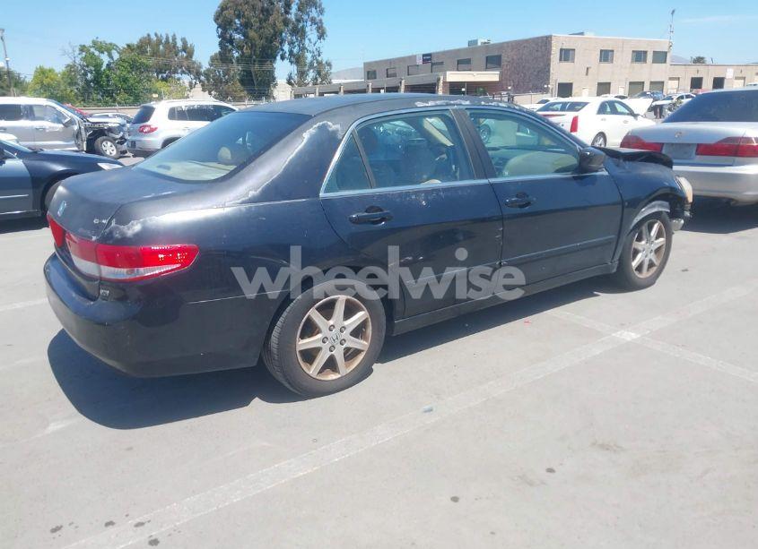 Photo 4 of 2003 Honda Accord 3.0 EX (VIN 1HGCM66533A035106)
