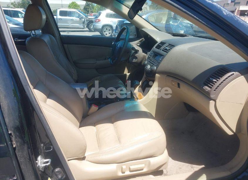 Photo 5 of 2003 Honda Accord 3.0 EX (VIN 1HGCM66533A035106)