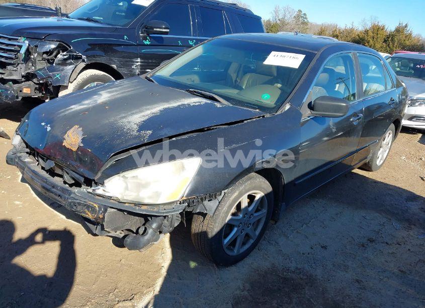 Photo 2 of 2003 Honda Accord 3.0 EX (VIN 1HGCM66533A044503)