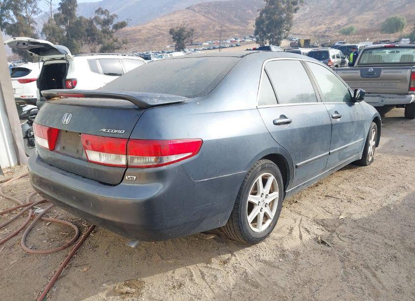 Photo 4 of 2003 Honda Accord 3.0 EX (VIN 1HGCM66533A054562)