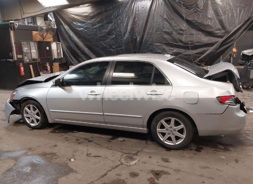Photo 15 of 2004 Honda Accord 3.0 EX (VIN 1HGCM66534A003273)