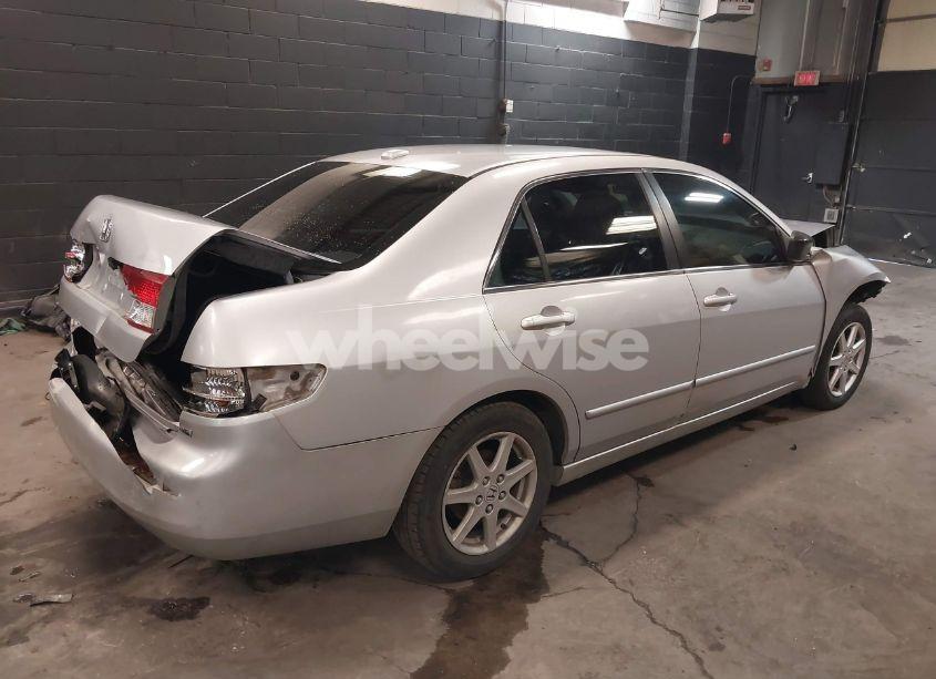 Photo 4 of 2004 Honda Accord 3.0 EX (VIN 1HGCM66534A003273)