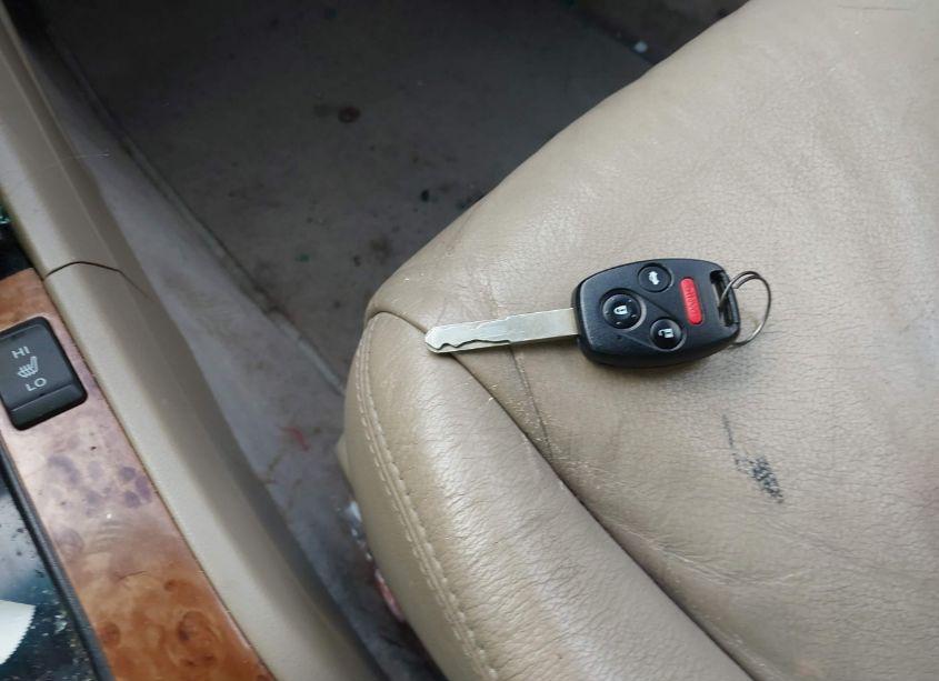 Photo 11 of 2004 Honda Accord 3.0 EX (VIN 1HGCM66534A016072)