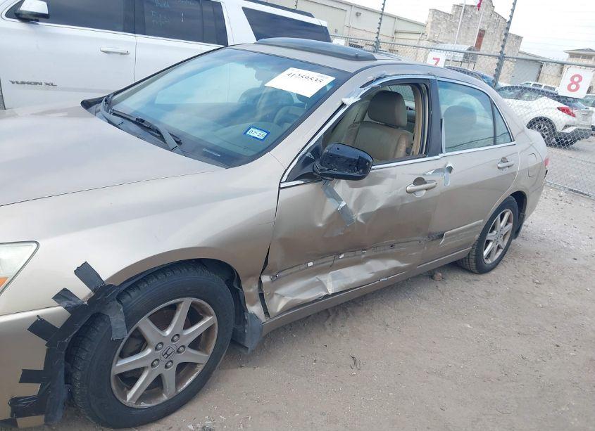 Photo 6 of 2004 Honda Accord 3.0 EX (VIN 1HGCM66534A016072)