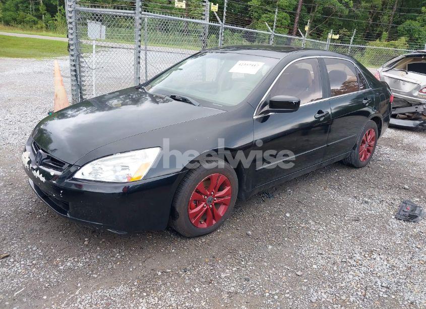 Photo 2 of 2005 Honda Accord 3.0 EX (VIN 1HGCM66535A009043)