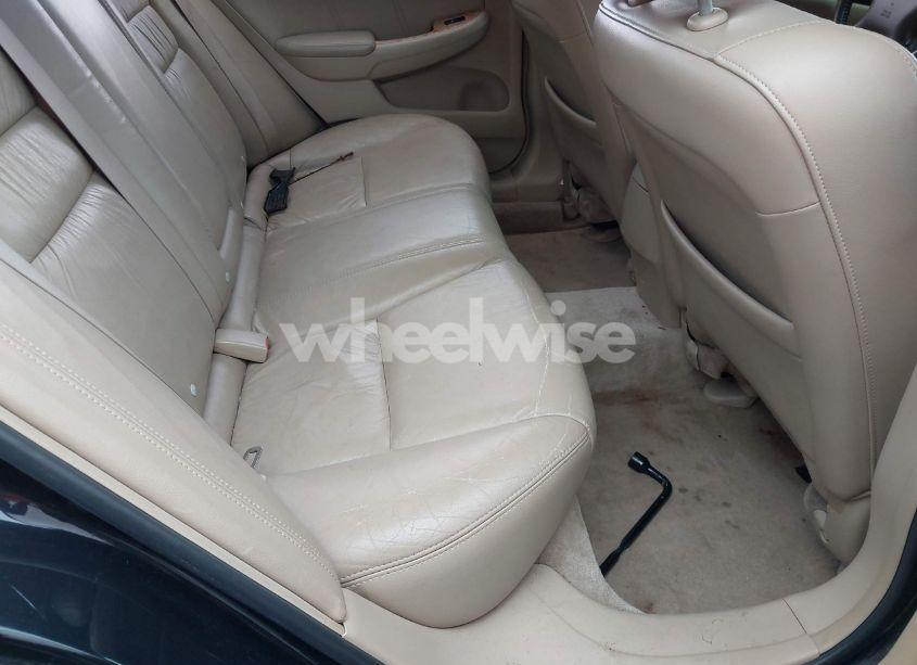 Photo 8 of 2005 Honda Accord 3.0 EX (VIN 1HGCM66535A009043)