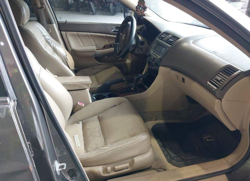Photo 5 of 2006 Honda Accord 3.0 EX (VIN 1HGCM66536A008041)