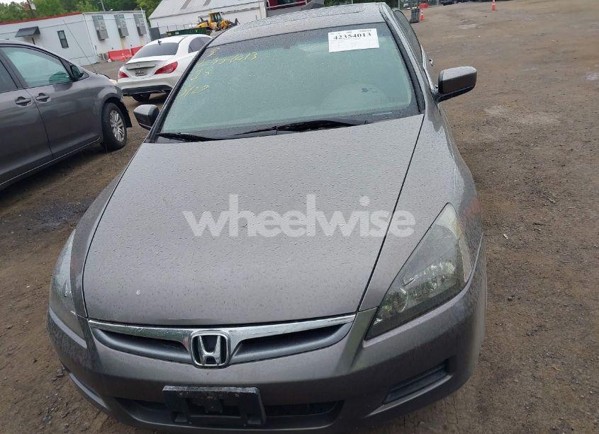 Photo 12 of 2006 Honda Accord 3.0 EX (VIN 1HGCM66536A008072)