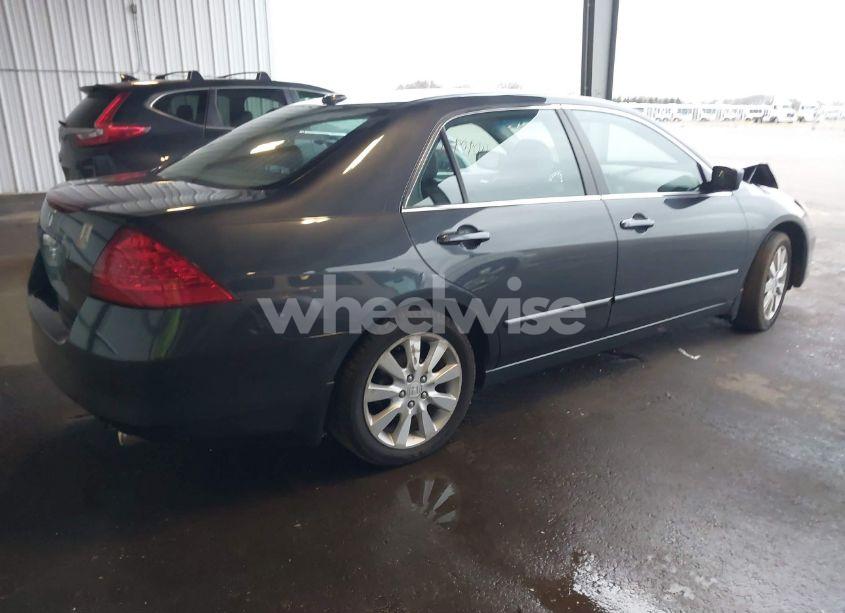 Photo 4 of 2006 Honda Accord 3.0 EX (VIN 1HGCM66536A026166)