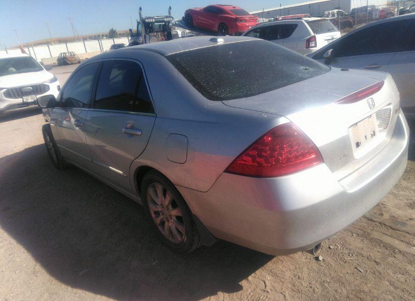 Photo 3 of 2006 Honda Accord 3.0 EX (VIN 1HGCM66536A031139)