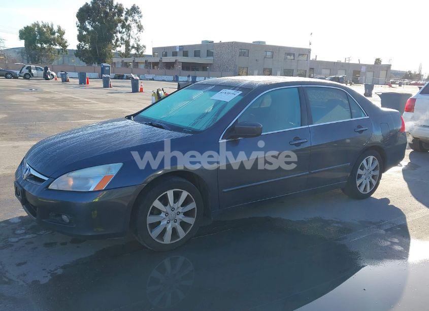 Photo 2 of 2006 Honda Accord 3.0 EX (VIN 1HGCM66536A049527)