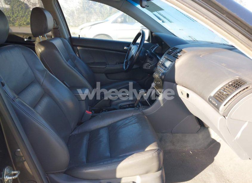 Photo 5 of 2006 Honda Accord 3.0 EX (VIN 1HGCM66536A049527)