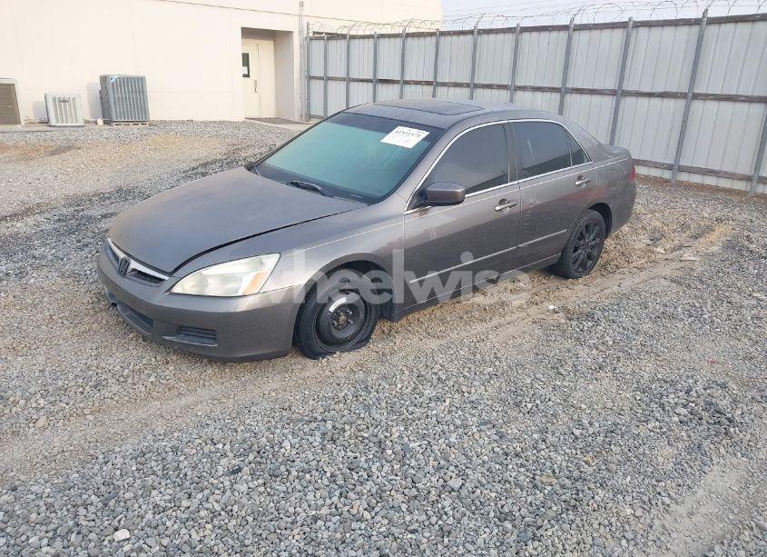 Photo 2 of 2006 Honda Accord 3.0 EX (VIN 1HGCM66536A056395)