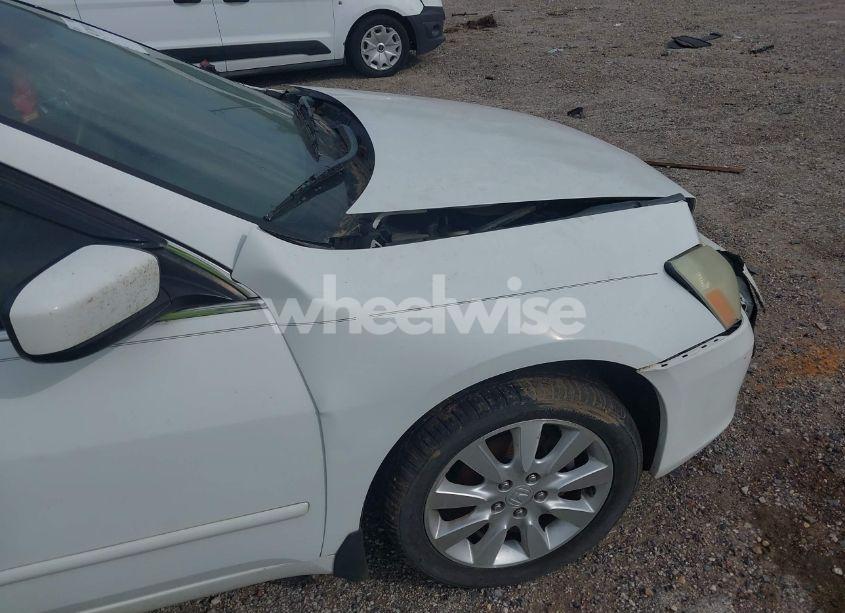 Photo 13 of 2007 Honda Accord 3.0 EX (VIN 1HGCM66537A000104)