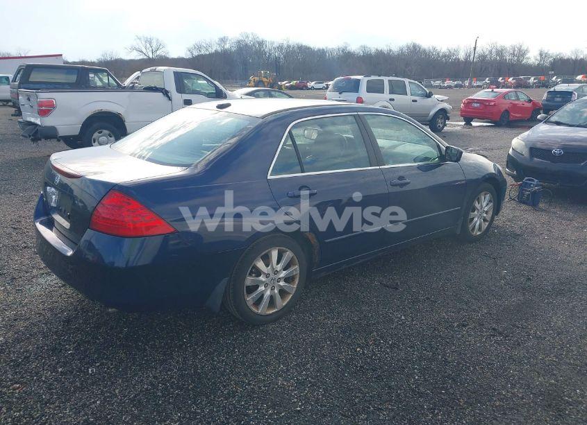 Photo 4 of 2007 Honda Accord 3.0 EX (VIN 1HGCM66537A011118)