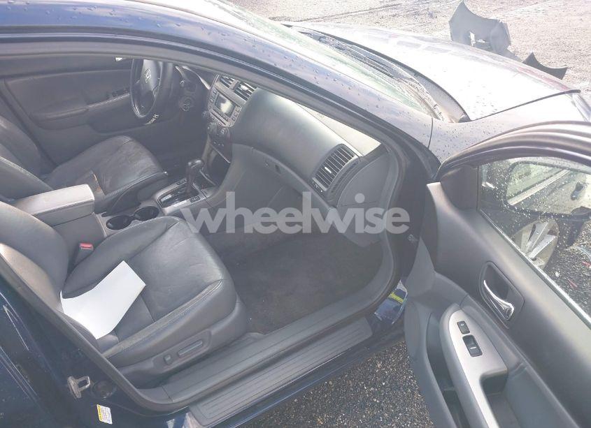 Photo 5 of 2007 Honda Accord 3.0 EX (VIN 1HGCM66537A011118)
