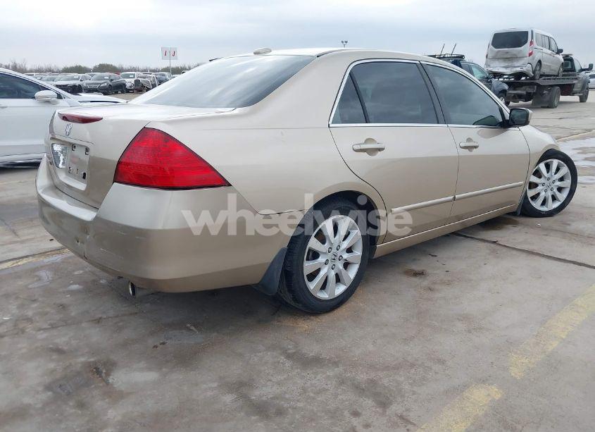 Photo 4 of 2007 Honda Accord 3.0 EX (VIN 1HGCM66537A050839)