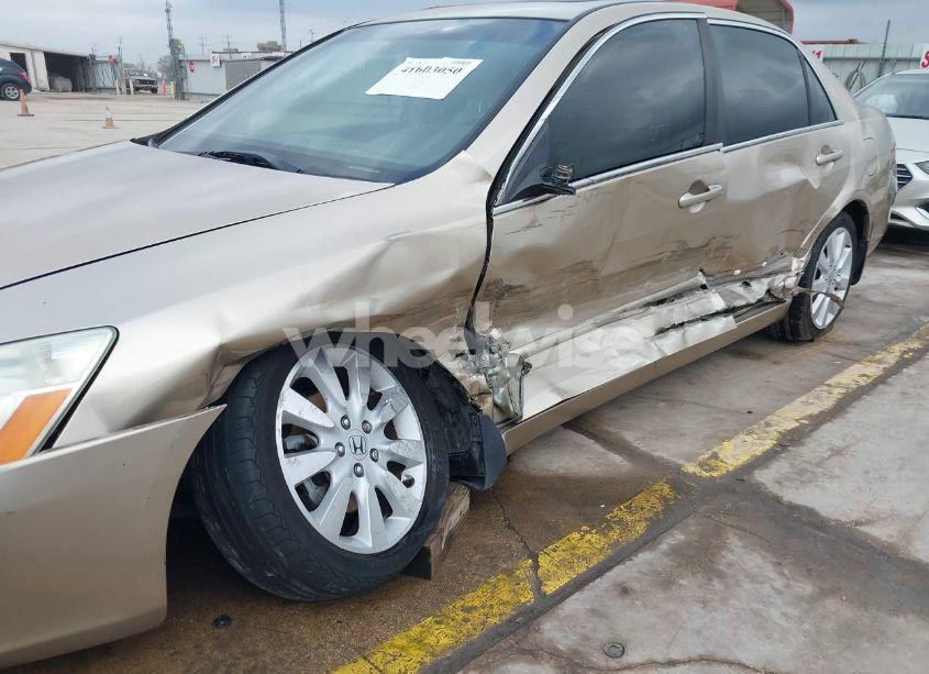 Photo 6 of 2007 Honda Accord 3.0 EX (VIN 1HGCM66537A050839)