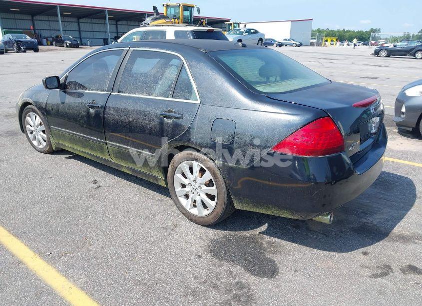 Photo 3 of 2007 Honda Accord 3.0 EX (VIN 1HGCM66537A055359)