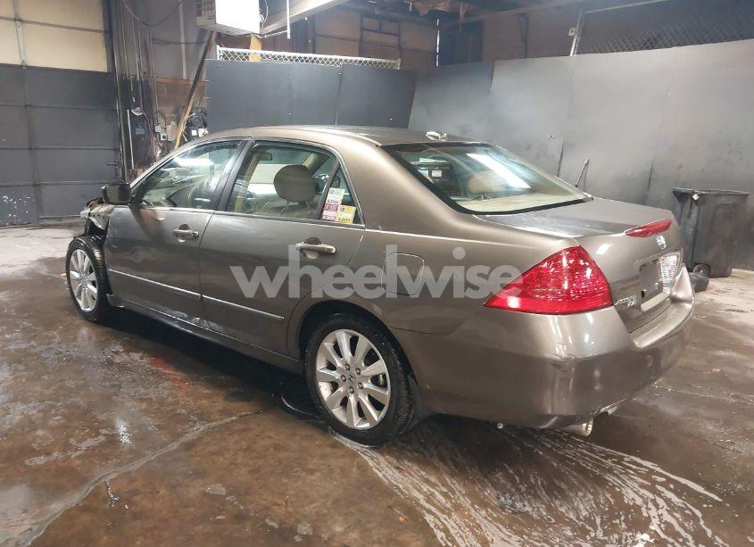 Photo 3 of 2007 Honda Accord 3.0 EX (VIN 1HGCM66537A089088)