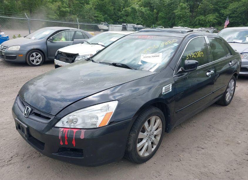 Photo 2 of 2007 Honda Accord 3.0 EX (VIN 1HGCM66537A089883)