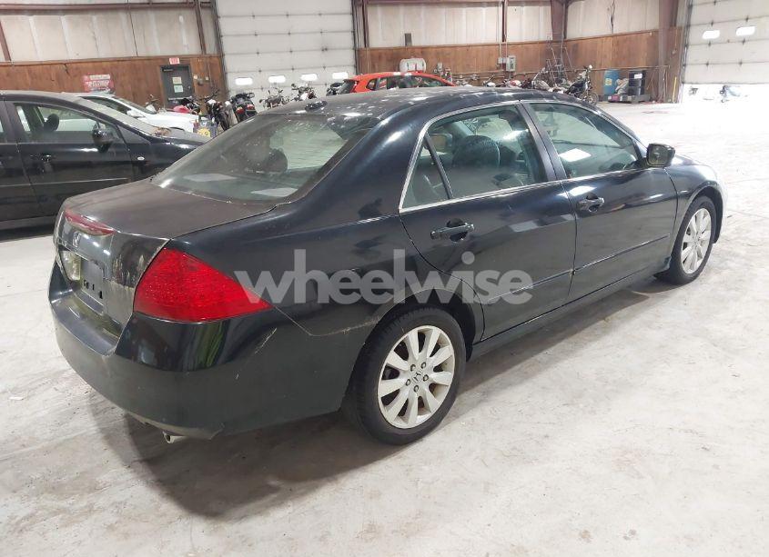 Photo 4 of 2007 Honda Accord 3.0 EX (VIN 1HGCM66537A102051)