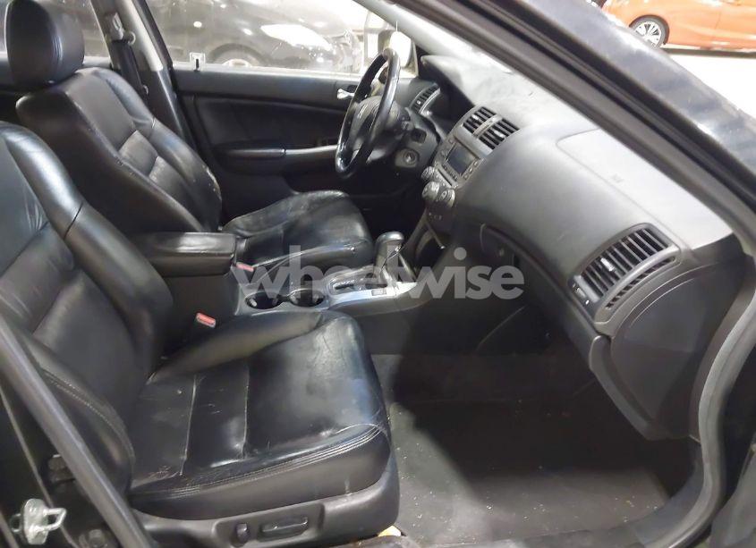 Photo 5 of 2007 Honda Accord 3.0 EX (VIN 1HGCM66537A102051)