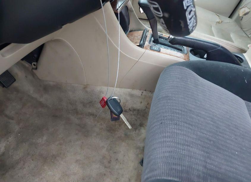 Photo 11 of 2003 Honda Accord 3.0 EX (VIN 1HGCM66543A016497)