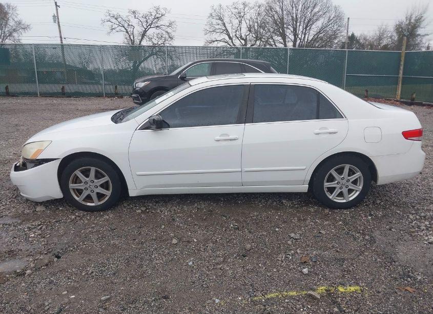 Photo 14 of 2003 Honda Accord 3.0 EX (VIN 1HGCM66543A044932)