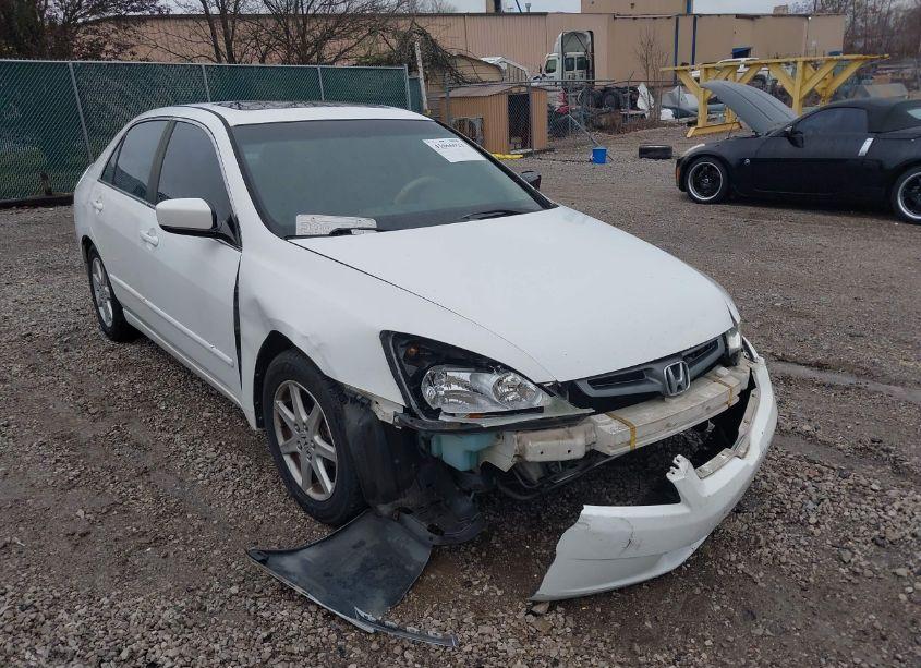 Photo 6 of 2003 Honda Accord 3.0 EX (VIN 1HGCM66543A044932)