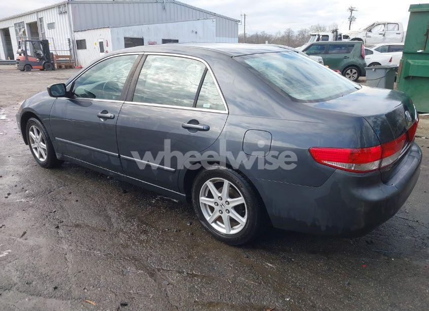 Photo 3 of 2003 Honda Accord 3.0 EX (VIN 1HGCM66543A051279)