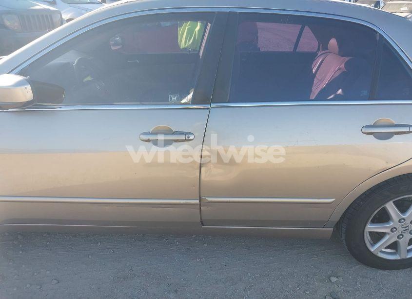 Photo 6 of 2003 Honda Accord 3.0 EX (VIN 1HGCM66543A076375)