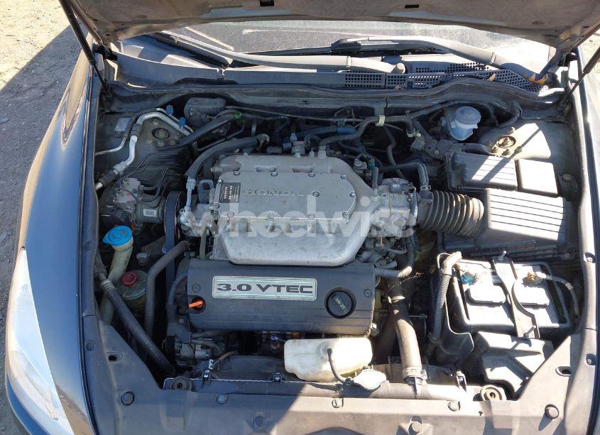 Photo 10 of 2003 Honda Accord 3.0 EX (VIN 1HGCM66543A083729)