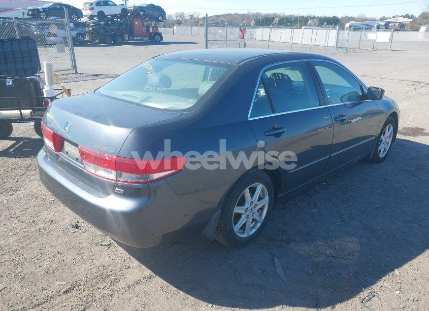 Photo 4 of 2003 Honda Accord 3.0 EX (VIN 1HGCM66543A083729)